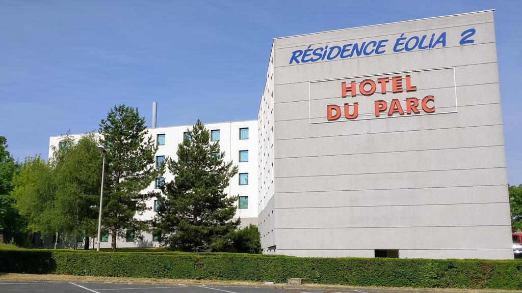 Hotel Du Parc - Pirates Chasseneuil-du-Poitou Exterior photo